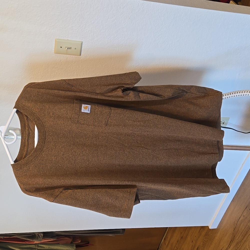 Men's Carhartt Carmel/black T-shirt